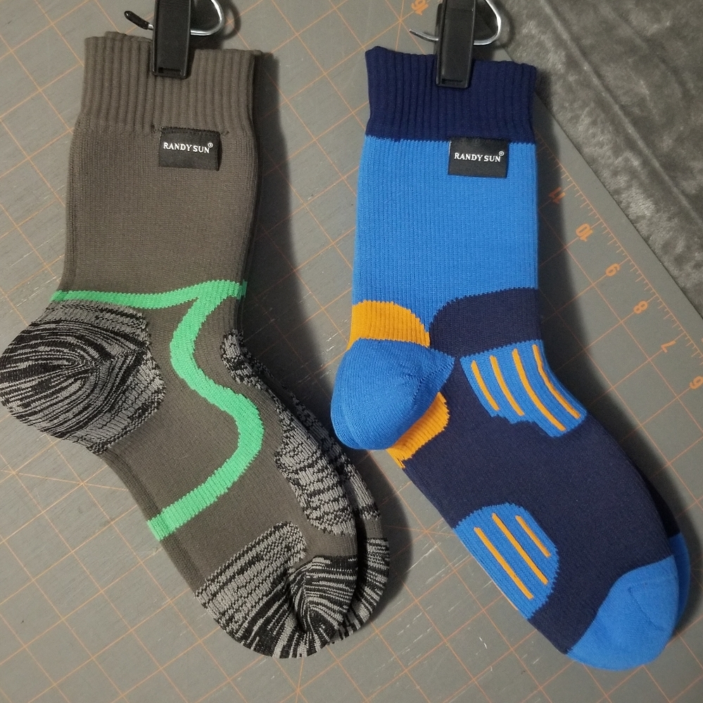 (2) pair.ANDY SUN Waterproof Socks | Size: S Unisex (men 7.5-9.5) (women 8.5-11)